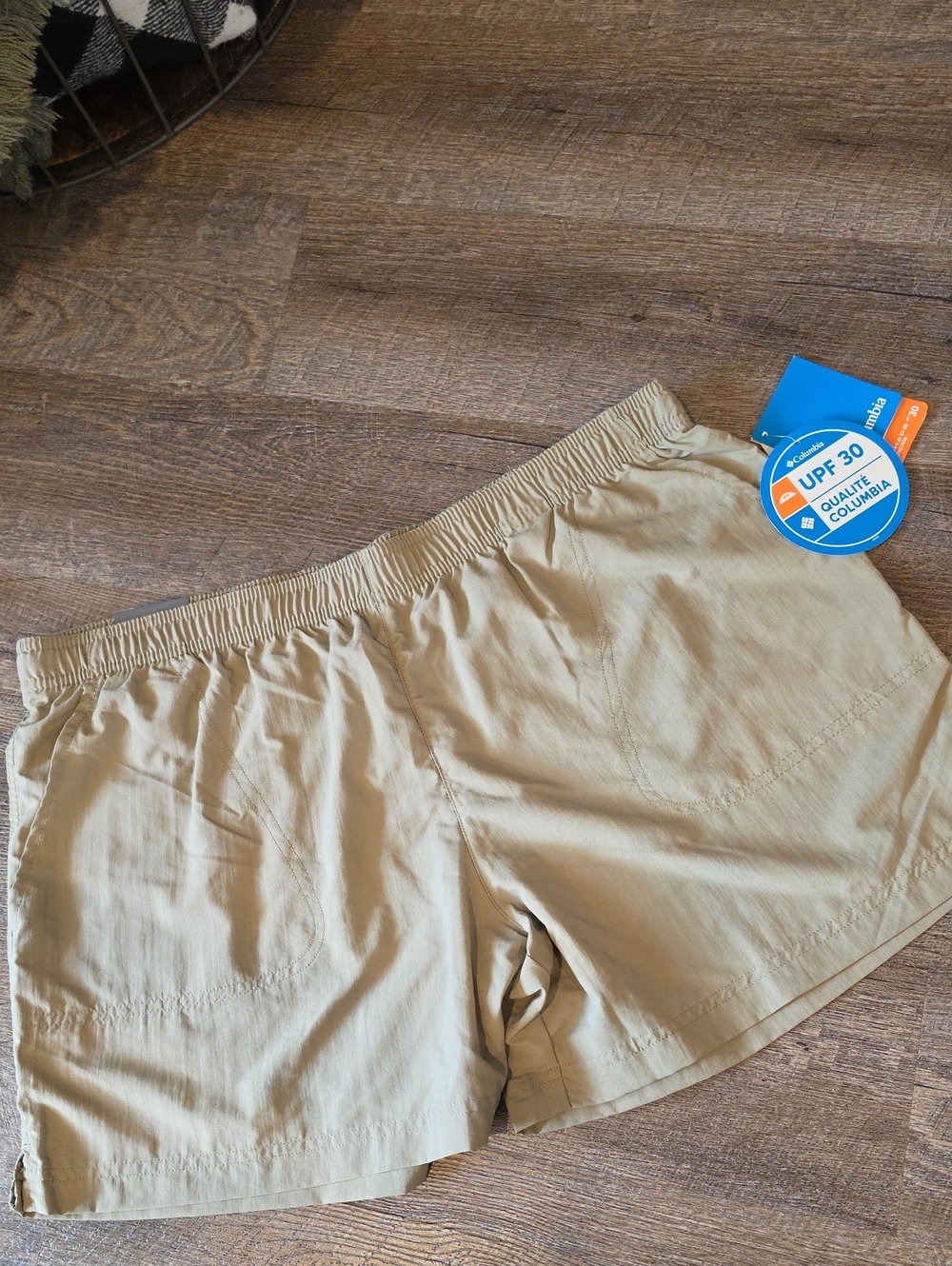 Columbia Women's Khaki Elastic Waist UPF 30 Athletic Shorts
